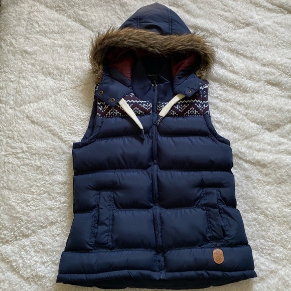 Tokyo Laundry Jackets & Blazers - GO-TO-K-YO Brand Tokyo Laundry Navy Blue Puffer Vest Size: S